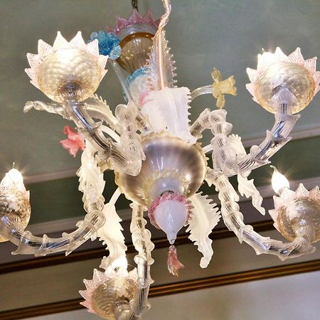 Villa Ducale Hotel & Ristorante ドーロ エクステリア 写真