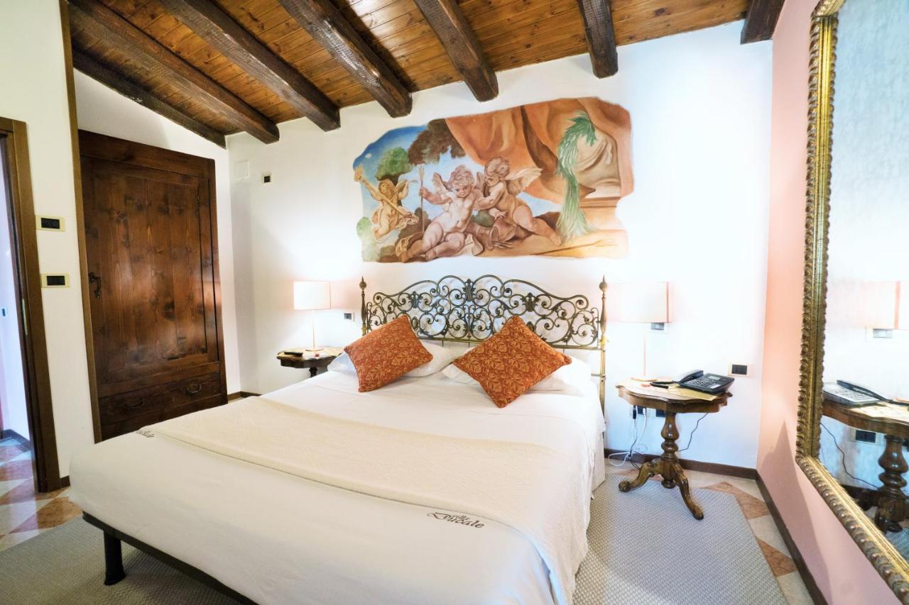 Villa Ducale Hotel & Ristorante ドーロ エクステリア 写真