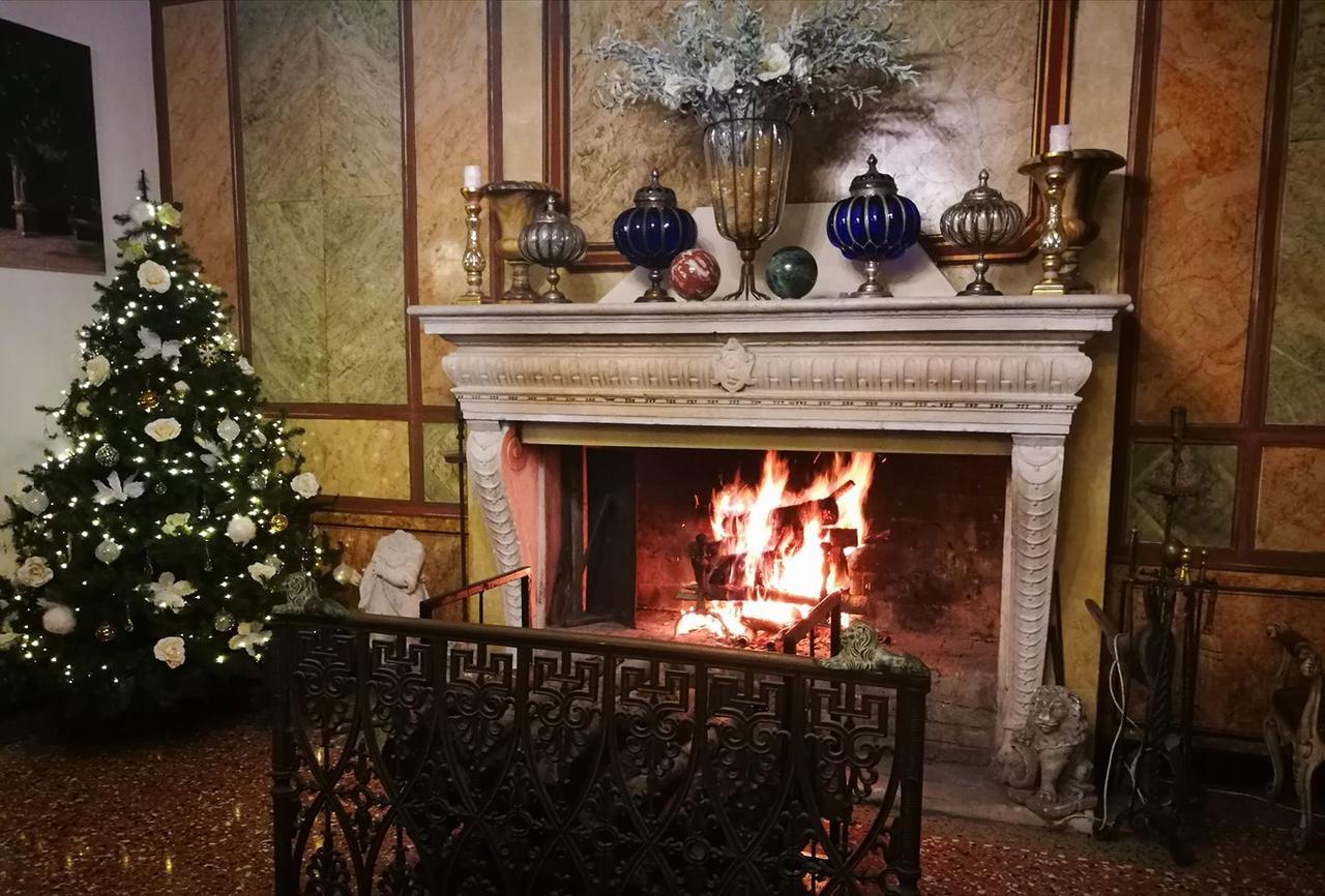 Villa Ducale Hotel & Ristorante ドーロ エクステリア 写真