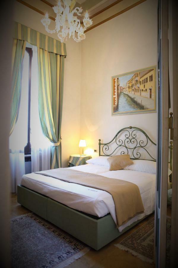 Villa Ducale Hotel & Ristorante ドーロ エクステリア 写真