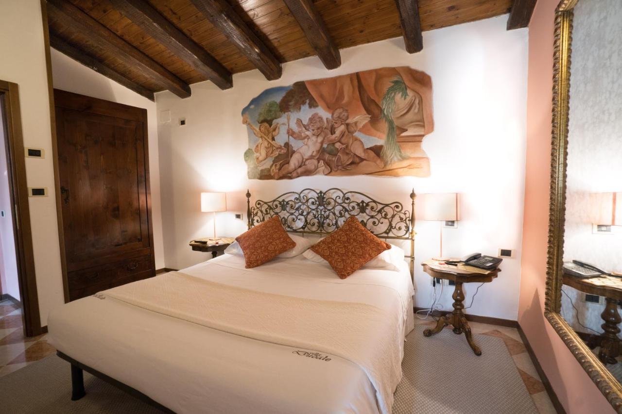 Villa Ducale Hotel & Ristorante ドーロ エクステリア 写真